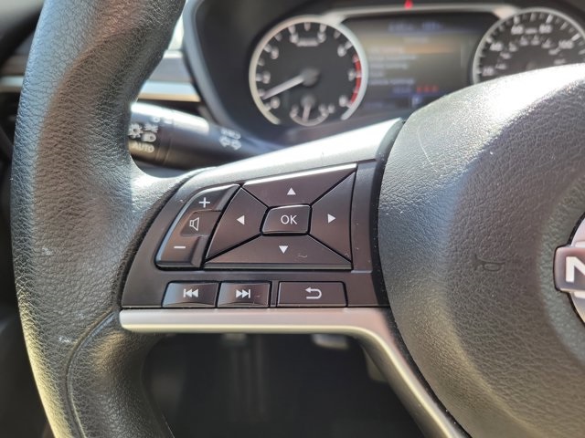 2024 Brilliant Silver Metallic Nissan Altima 2.5 SV FWD Sedan