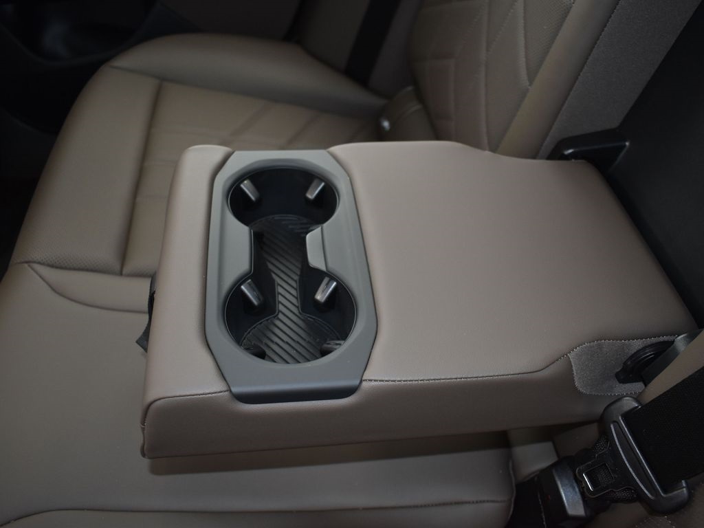 2024 Mineral White Metallic BMW 5 Series 540i xDrive AWD Sedan
