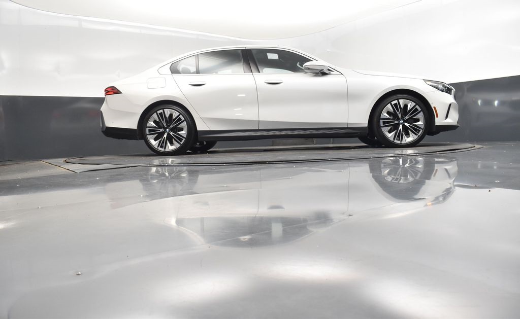2024 Mineral White Metallic BMW 5 Series 540i xDrive AWD Sedan