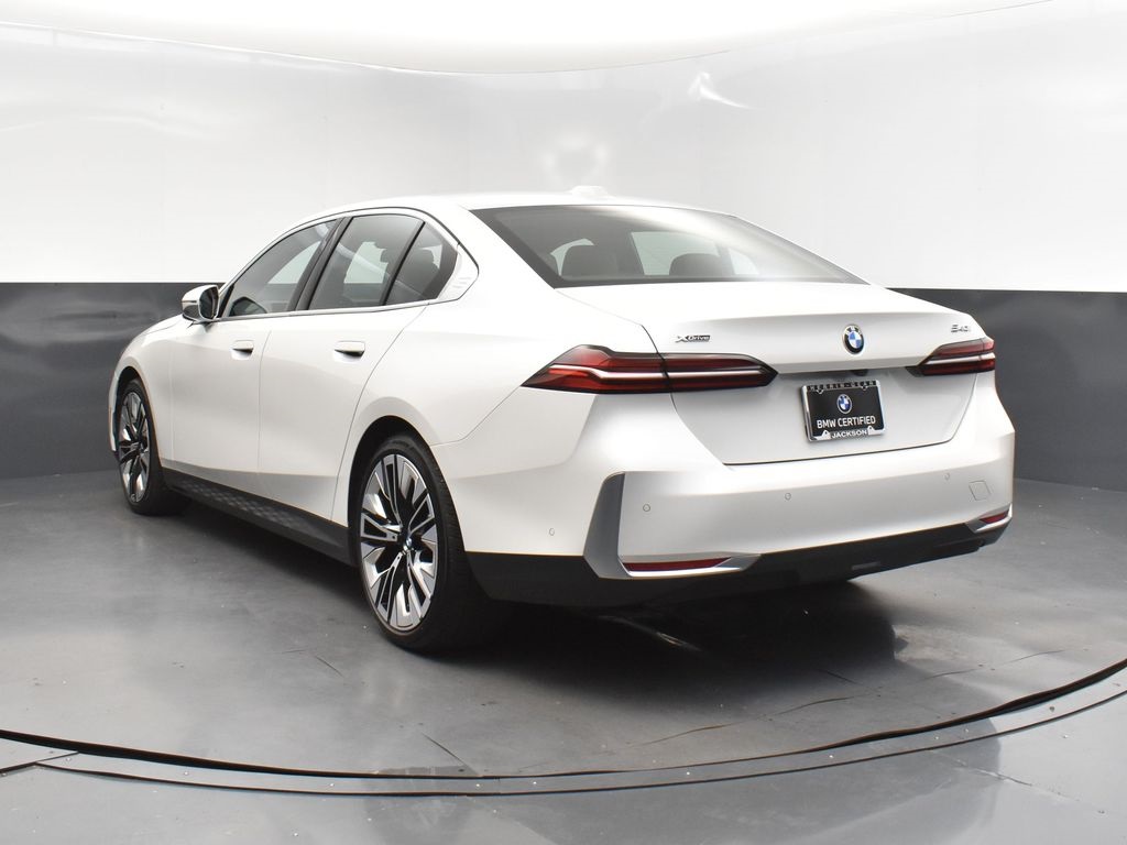 2024 Mineral White Metallic BMW 5 Series 540i xDrive AWD Sedan