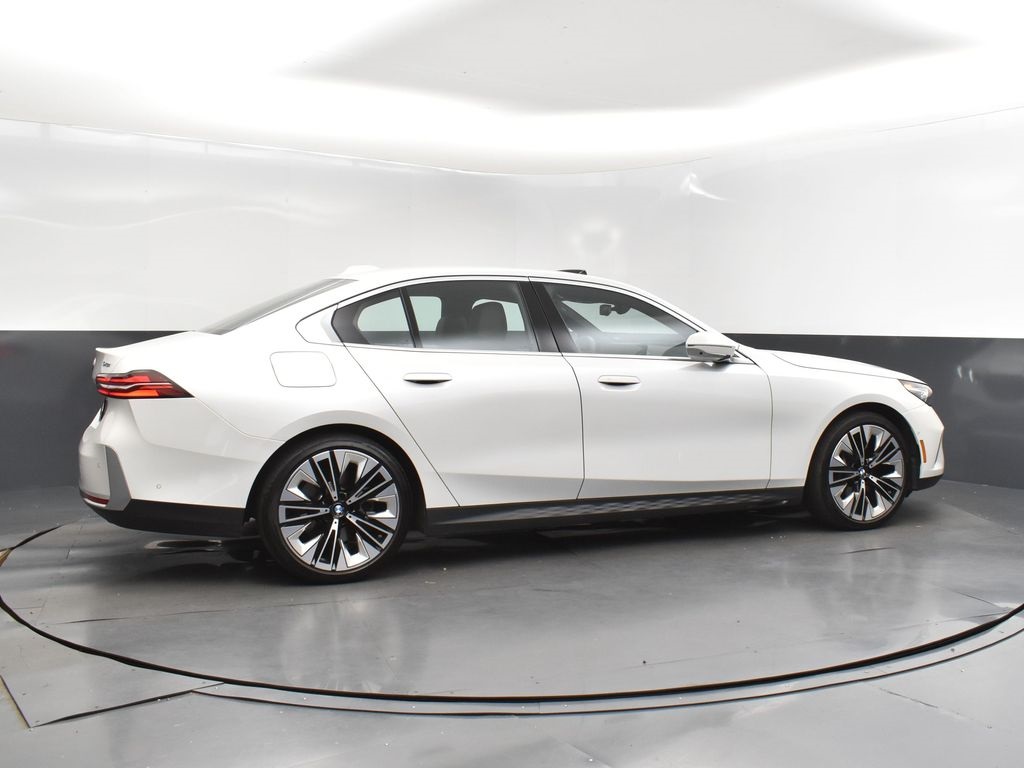2024 Mineral White Metallic BMW 5 Series 540i xDrive AWD Sedan