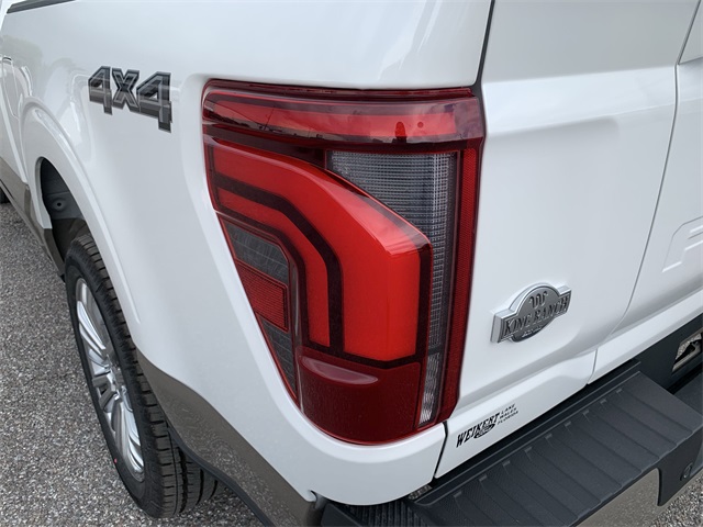 2025 Star White Metallic Tri-Coat Ford F-150 King Ranch 4X4 Truck