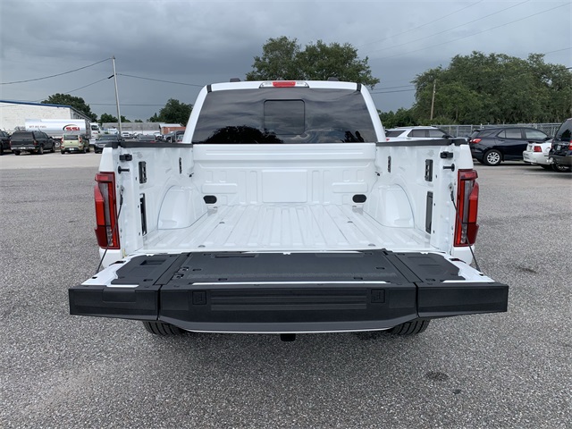2025 Star White Metallic Tri-Coat Ford F-150 King Ranch 4X4 Truck