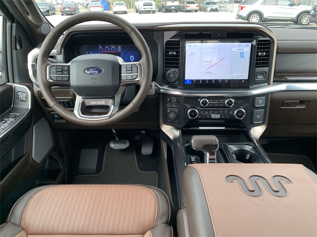 2025 Star White Metallic Tri-Coat Ford F-150 King Ranch 4X4 Truck