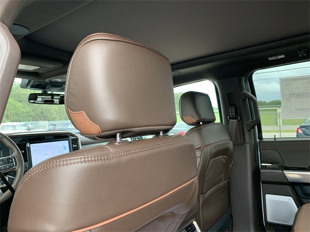 2025 Star White Metallic Tri-Coat Ford F-150 King Ranch 4X4 Truck