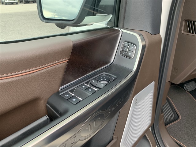 2025 Star White Metallic Tri-Coat Ford F-150 King Ranch 4X4 Truck