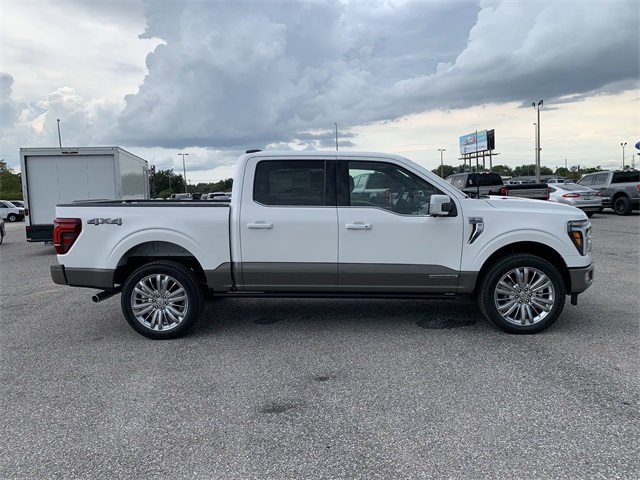 2025 Star White Metallic Tri-Coat Ford F-150 King Ranch 4X4 Truck