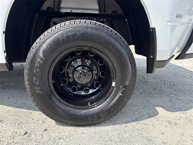 2026 Ram 3500 Laramie photo 17