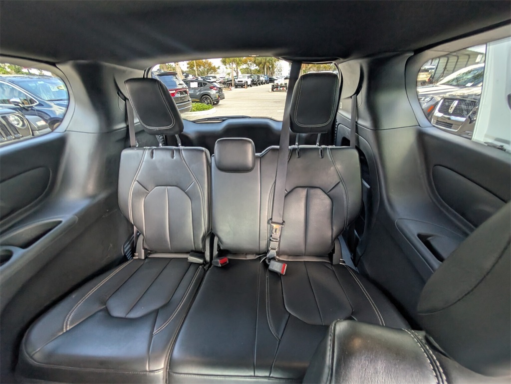 used 2024 Chrysler Pacifica car, priced at $25,998