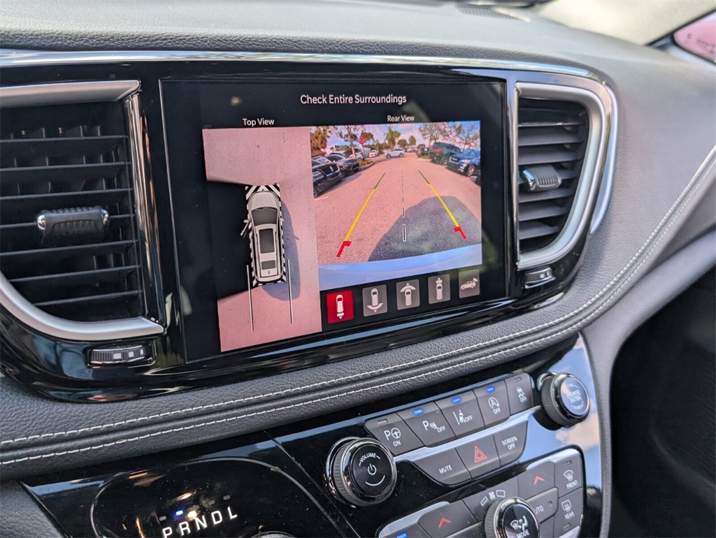 used 2024 Chrysler Pacifica car, priced at $25,998