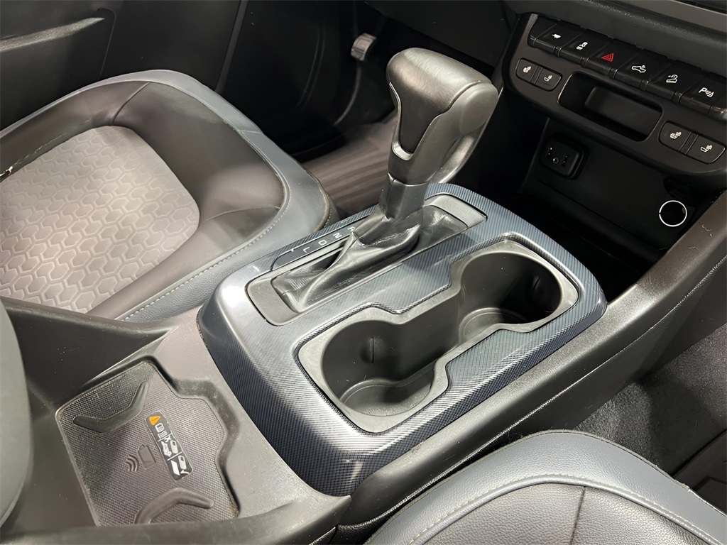 2019 Chevrolet Colorado Z71 photo 2