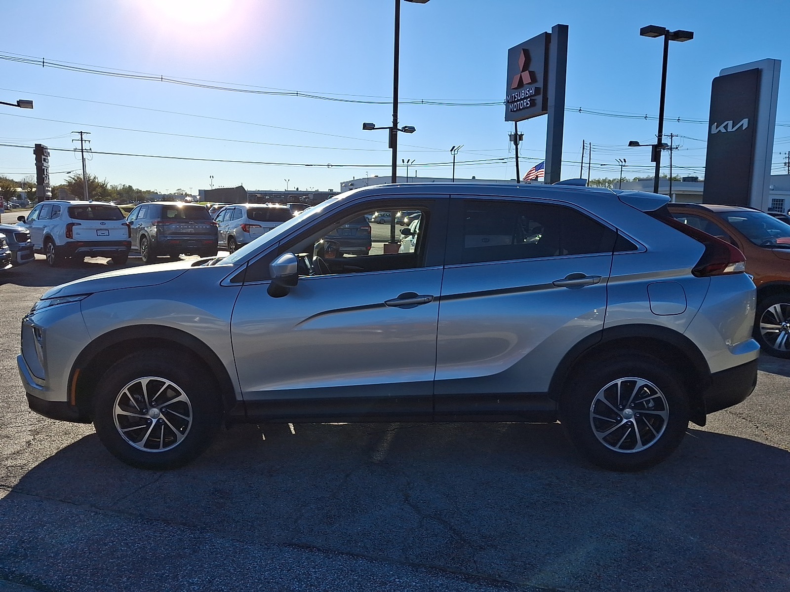 2024 Mitsubishi Eclipse Cross ES photo 4