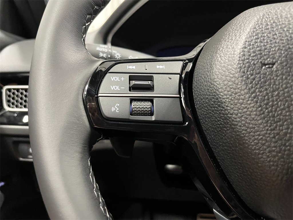 2025 Honda Civic Hybrid Sport Touring Sedan 4 Dr. FWD 18