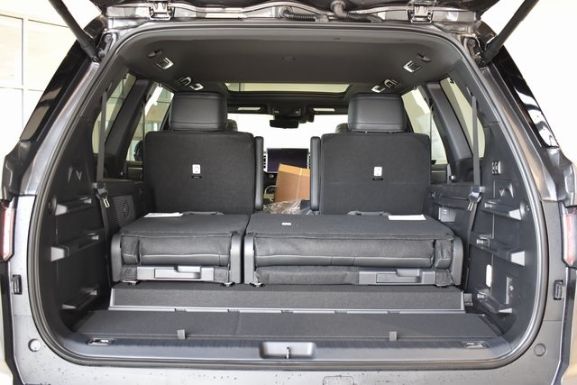 2026 Toyota Sequoia Platinum photo 8