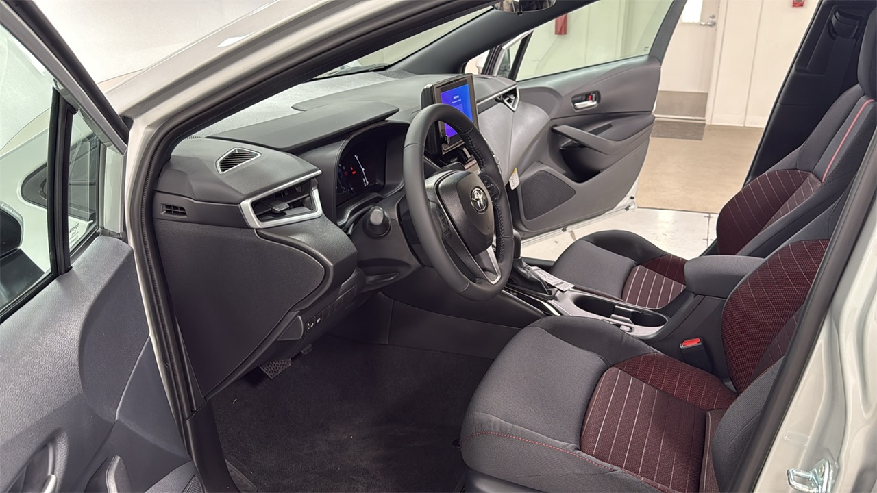 2026 Toyota Corolla SE photo 12