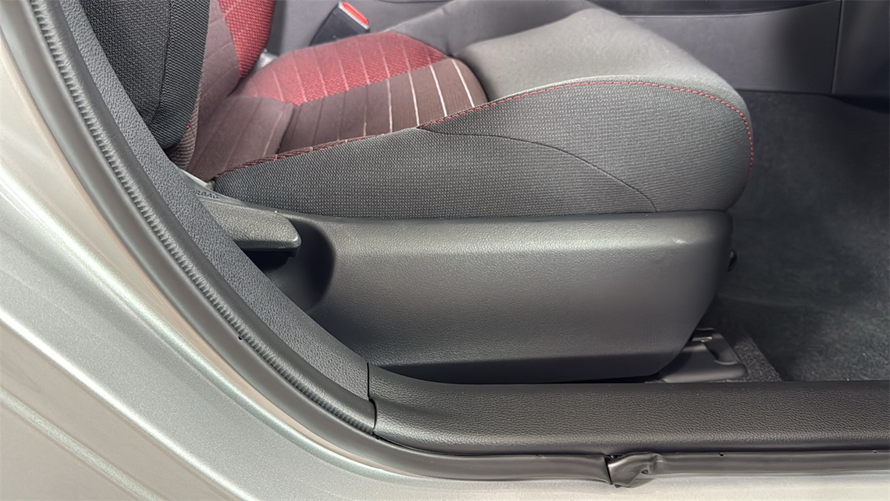2026 Toyota Corolla SE photo 20
