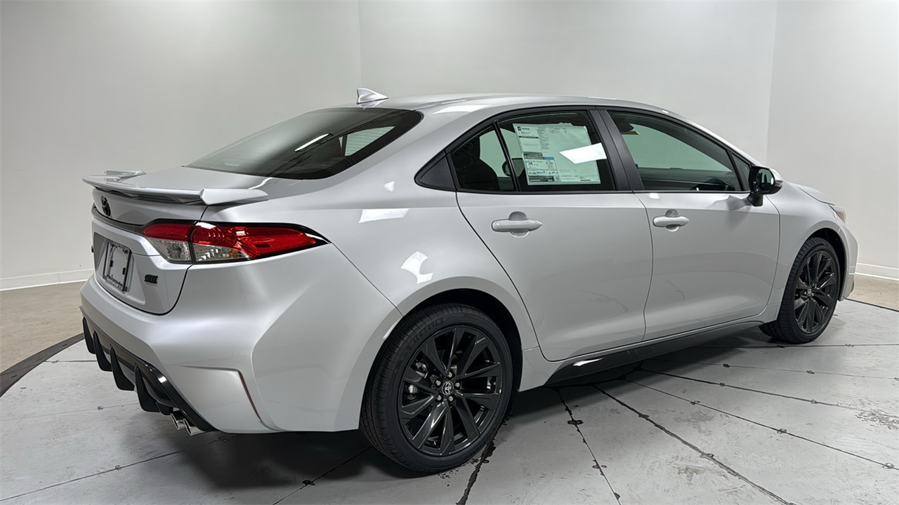 2026 Toyota Corolla SE photo 5