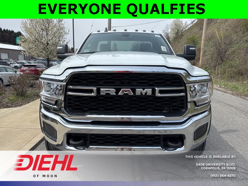 2024 Ram 5500 Tradesman photo 2