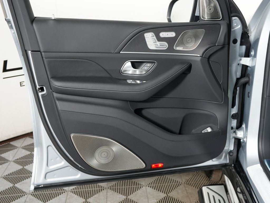 new 2026 Mercedes-Benz GLS car, priced at $190,250