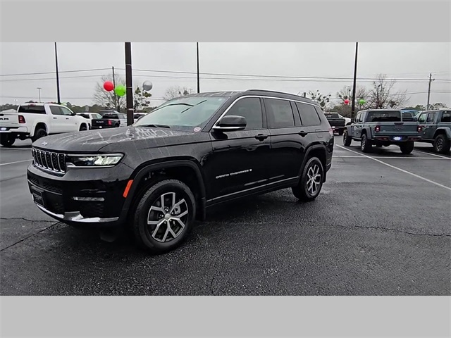 2025 Jeep Grand Cherokee L Limited 4x4