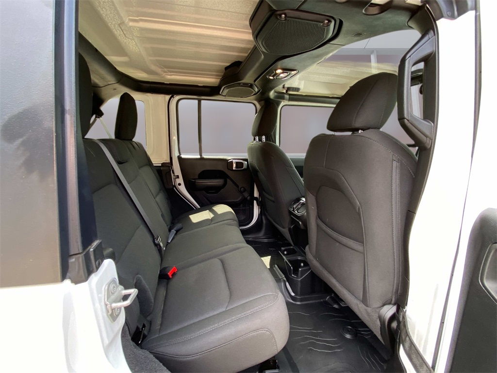2021 Bright White Clearcoat Jeep Wrangler Unlimited Willys 4X4 SUV
