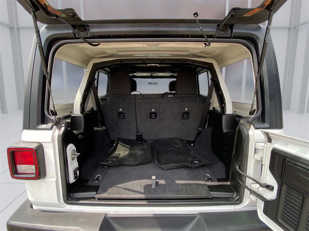 2021 Bright White Clearcoat Jeep Wrangler Unlimited Willys 4X4 SUV