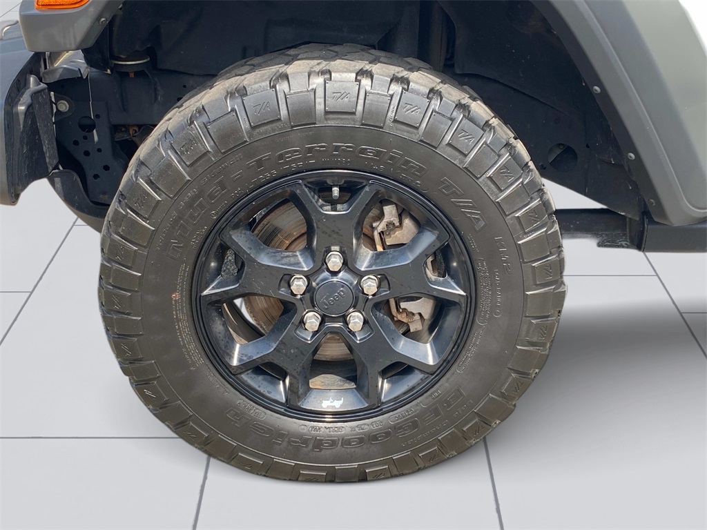 2021 Bright White Clearcoat Jeep Wrangler Unlimited Willys 4X4 SUV