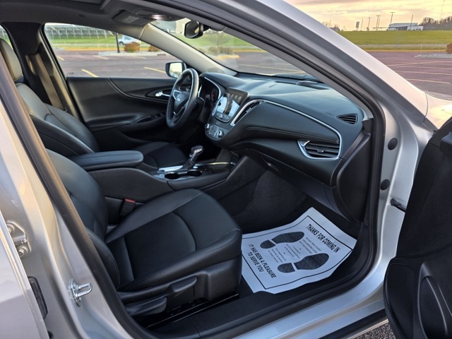 2021 Chevrolet Malibu FWD LT