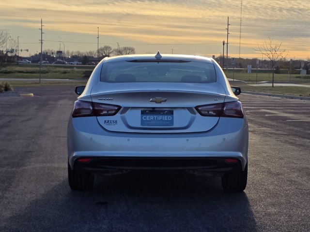 2021 Chevrolet Malibu FWD LT