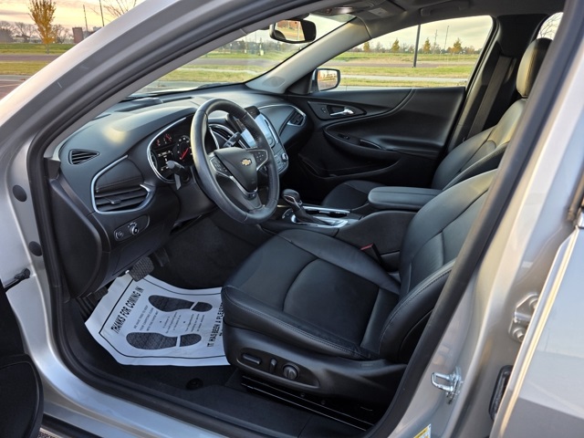2021 Chevrolet Malibu FWD LT