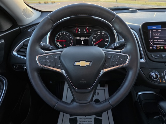 2021 Chevrolet Malibu FWD LT