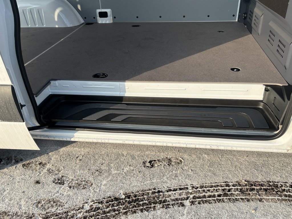 new 2026 Mercedes-Benz Sprinter 2500 car, priced at $63,521