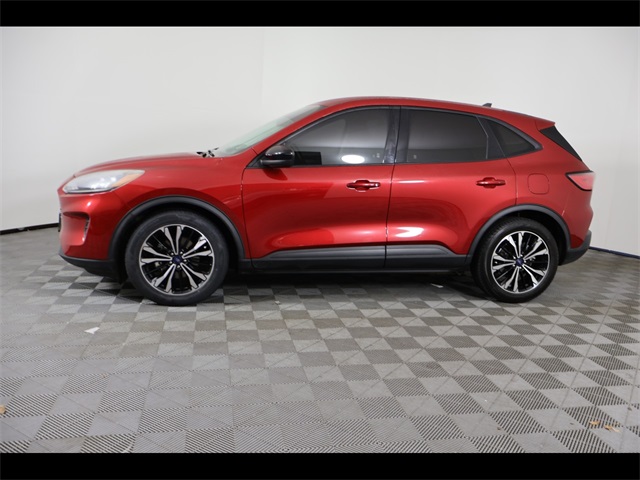 Used 2021 Ford Escape SE with VIN 1FMCU0G6XMUA00156 for sale in Tyler, TX