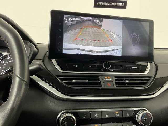 2024 Nissan Altima 2.5 SR photo 17