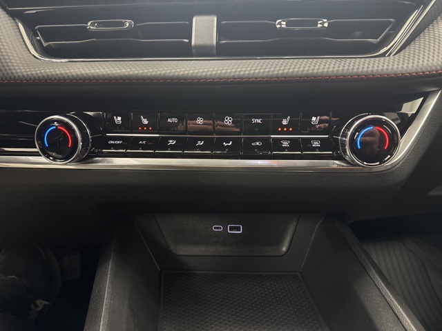 new 2026 Chevrolet Equinox car, priced at $37,315