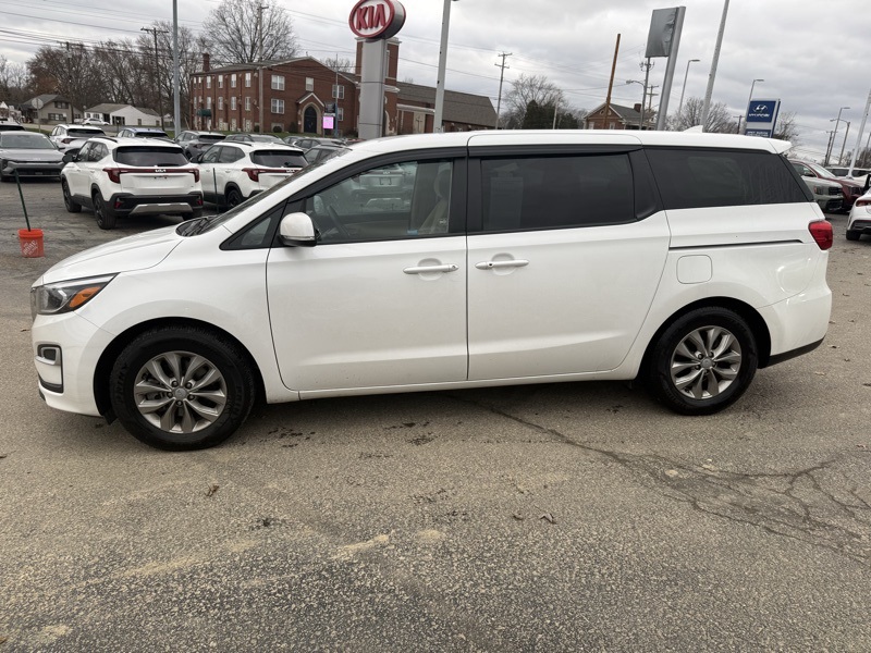 2020 Kia Sedona LX photo 3