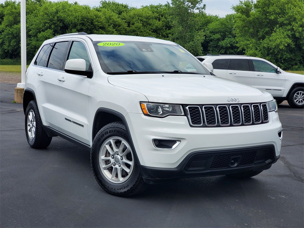 2020 Jeep Grand Cherokee Laredo E photo 2