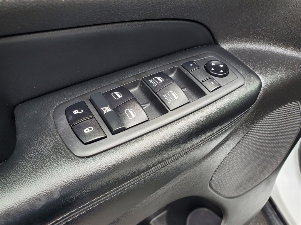 2020 Jeep Grand Cherokee Laredo E photo 19