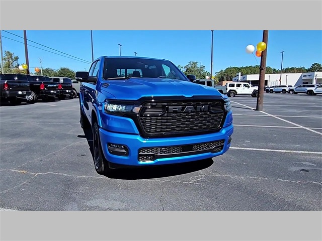 2026 Ram 1500 Big Horn Crew Cab 4x4 5'7" Box