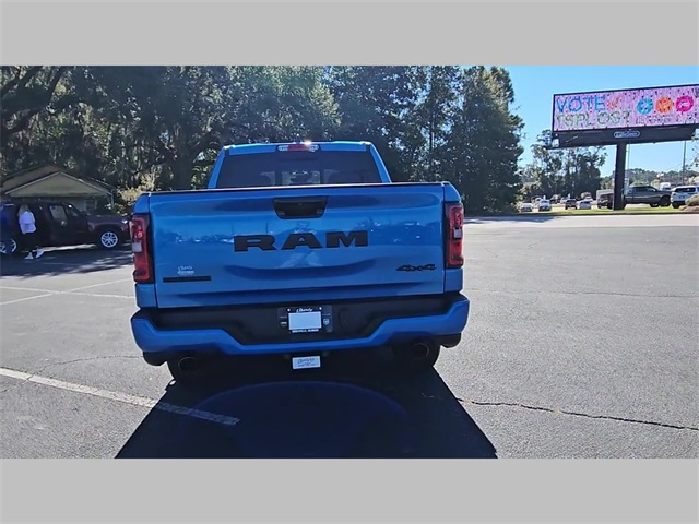 2026 Ram 1500 Big Horn Crew Cab 4x4 5'7" Box