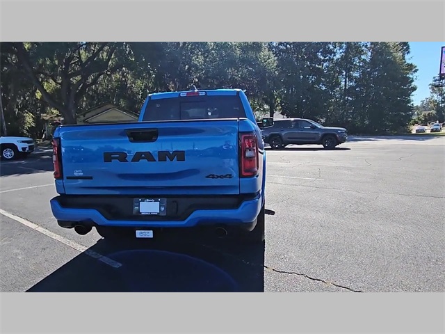 2026 Ram 1500 Big Horn Crew Cab 4x4 5'7" Box