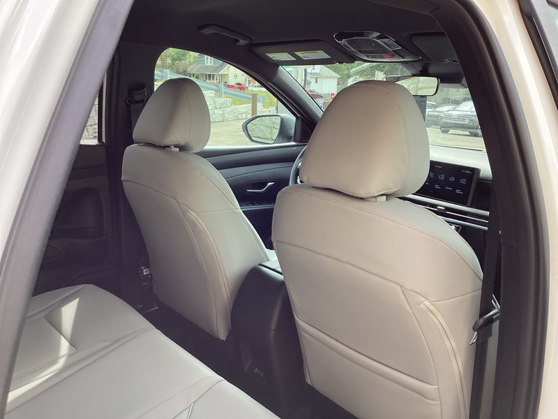 2026 Hyundai Santa Cruz SEL photo 11