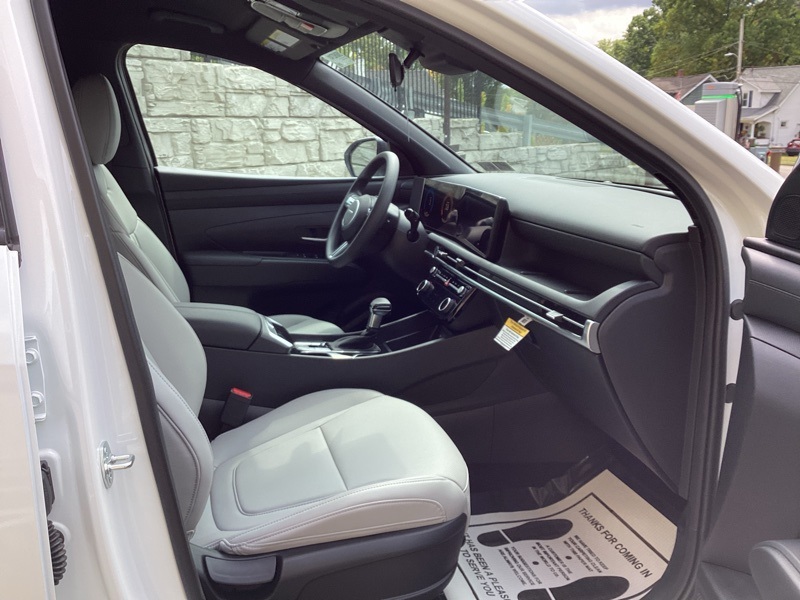 2026 Hyundai Santa Cruz SEL photo 15