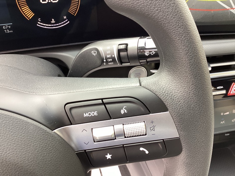 2026 Hyundai Santa Cruz SEL photo 34