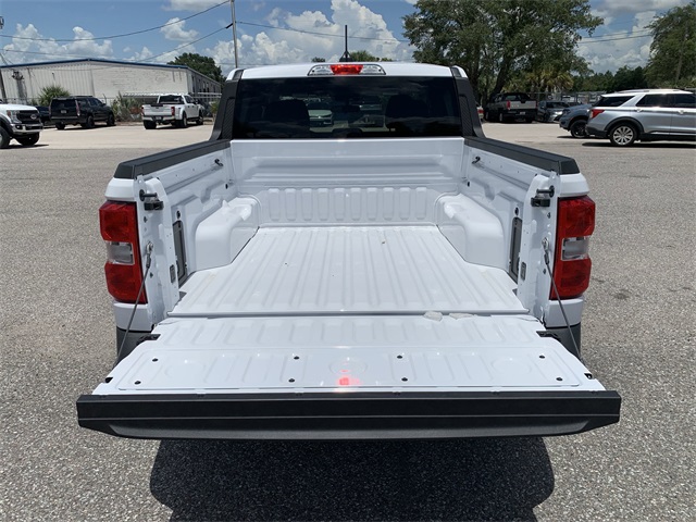 2025 Oxford White Ford Maverick XL AWD Truck
