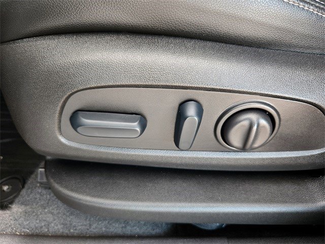 2024 Gmc Terrain SLT photo 25