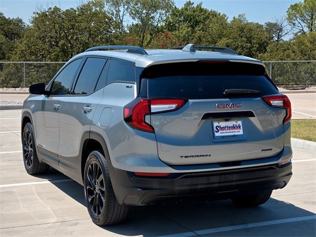 2024 Gmc Terrain SLT photo 3