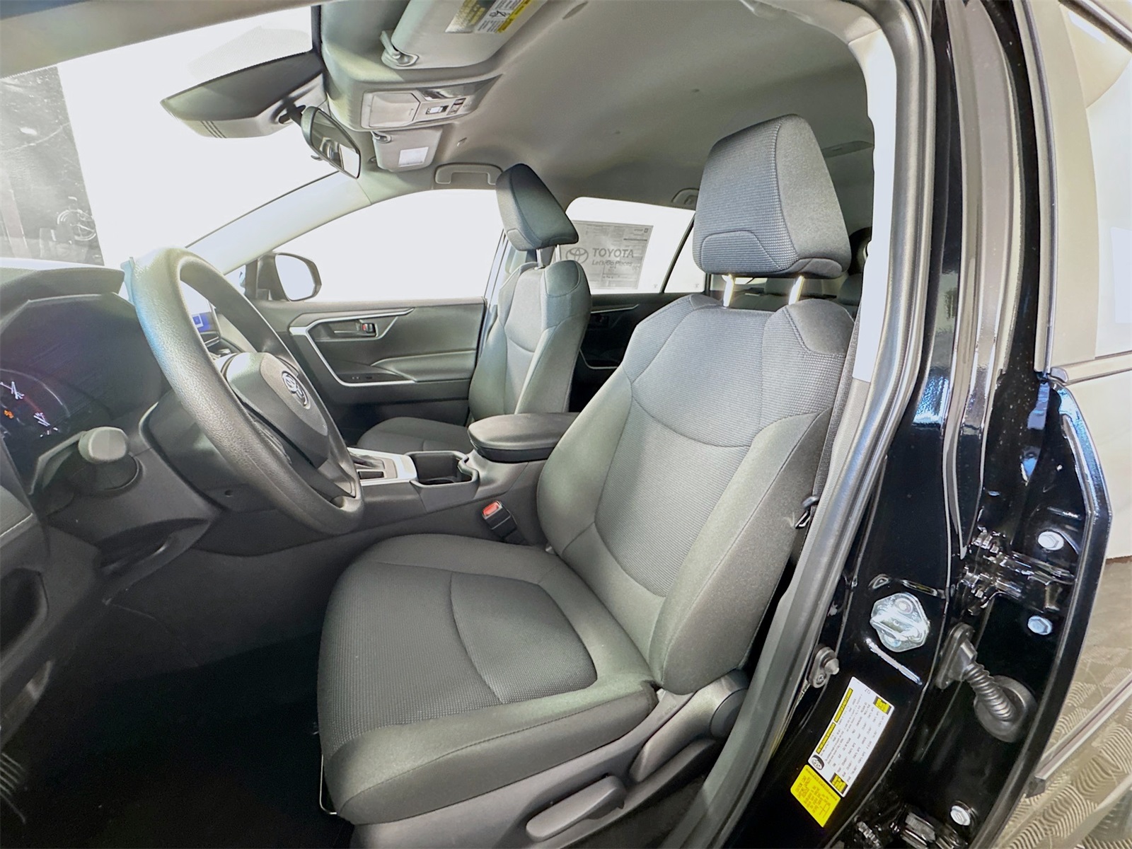2025 Toyota RAV4 LE photo 11