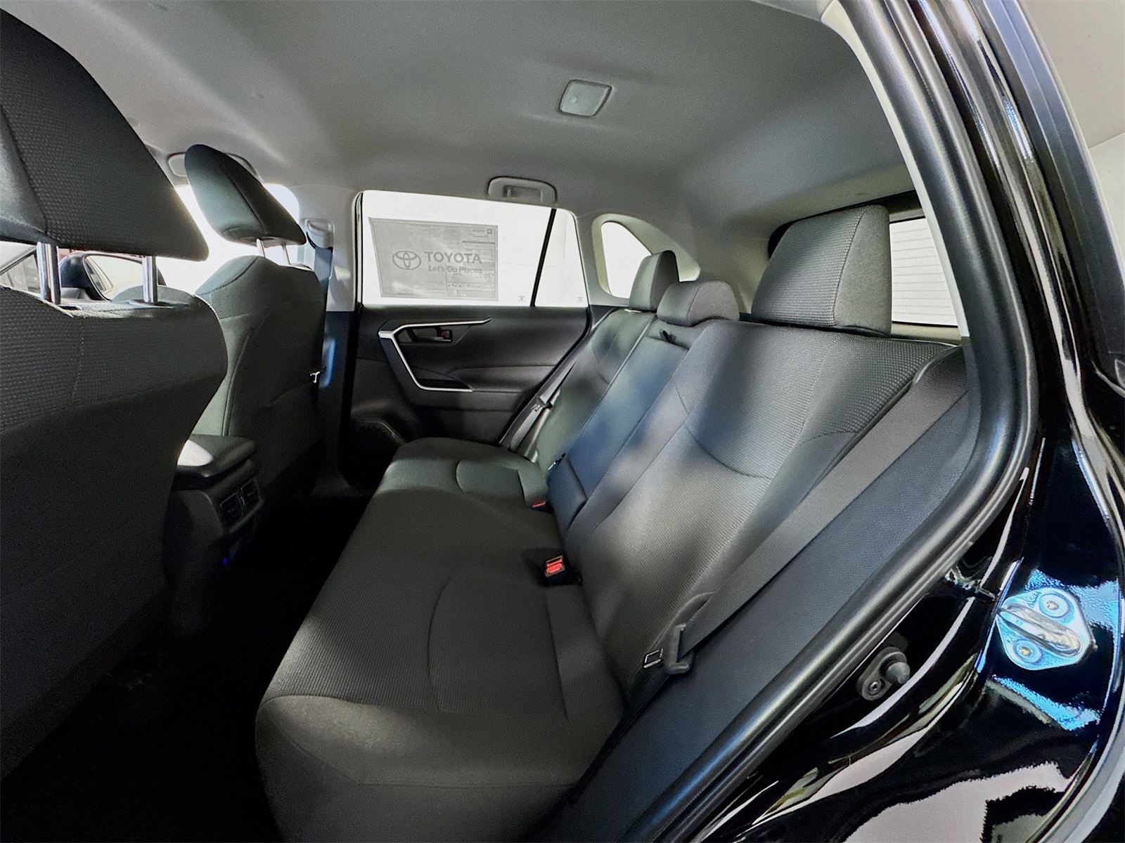 2025 Toyota RAV4 LE photo 12
