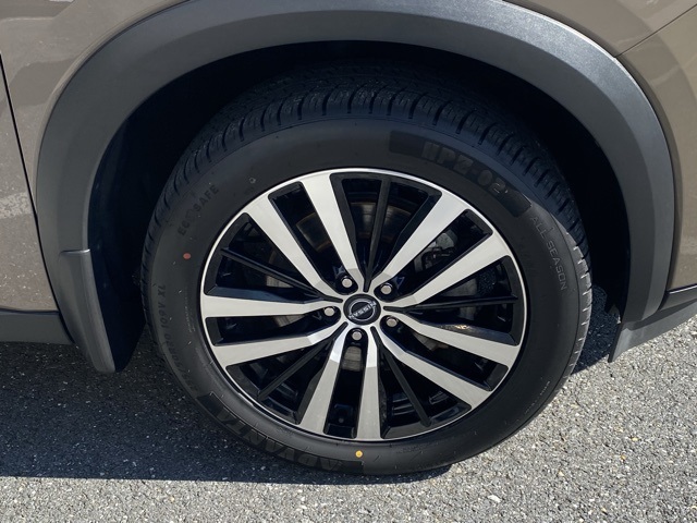 used 2023 Nissan Pathfinder car, priced at $35,665